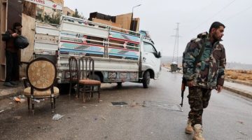 إجبار العلويين السوريين على مغادرة منازلهم تحت التهديد المسلح