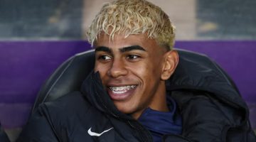 باستوني: يجب على الفريق محاصرة لامين يامال وسد الثغرات