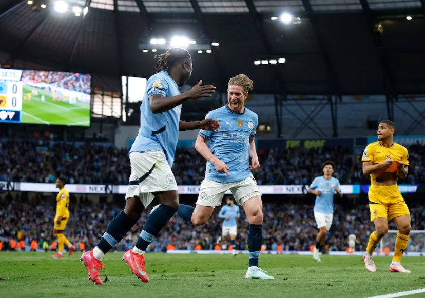 هدف دي بروين يمنح السيتي انتصارًا ثمينًا على ولفرهامبتون في تصفيات دوري أبطال أوروبا